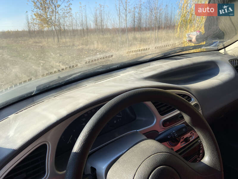 Седан Daewoo Lanos 2005 в Днепре