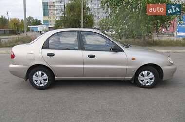 Седан Daewoo Lanos 2004 в Дніпрі