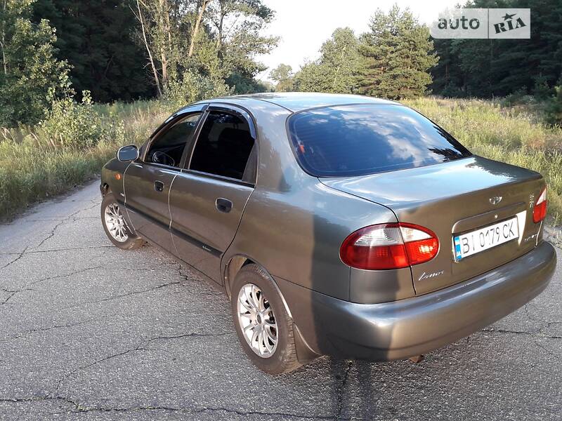 Седан Daewoo Lanos 2003 в Кременчуге