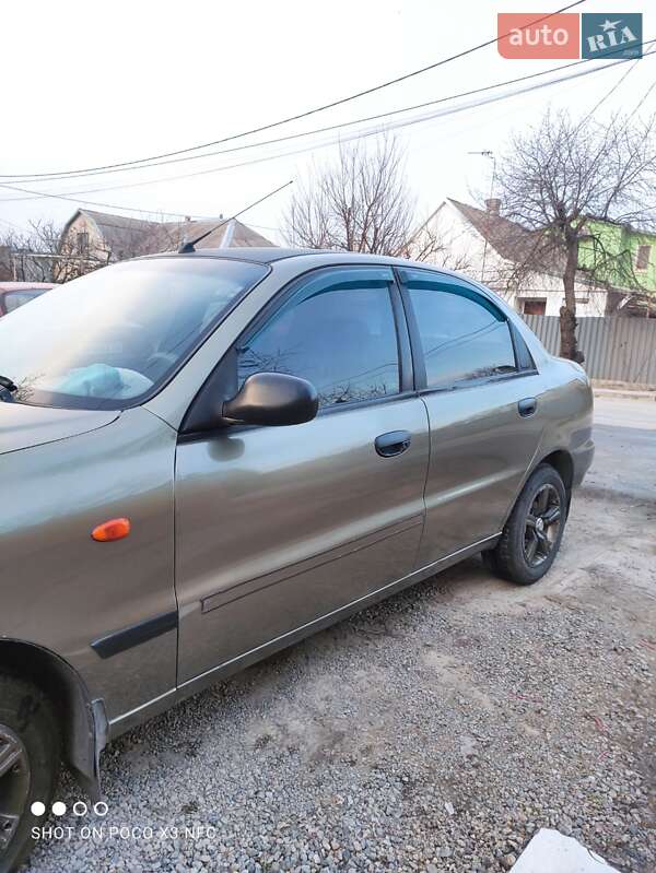 Седан Daewoo Lanos 2005 в Запорожье