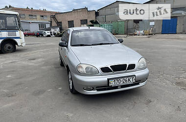 Седан Daewoo Lanos 2004 в Киеве