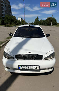 Седан Daewoo Lanos 2003 в 