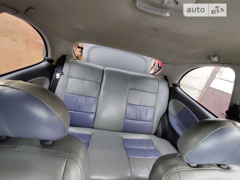 Хэтчбек Daewoo Lanos 1998 в Киеве