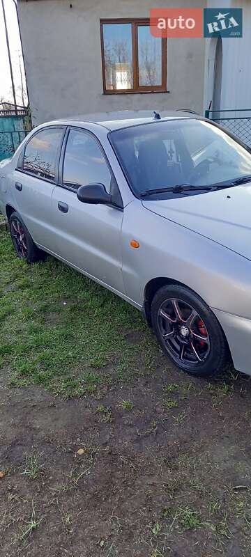 Седан Daewoo Lanos 2004 в Ивано-Франковске