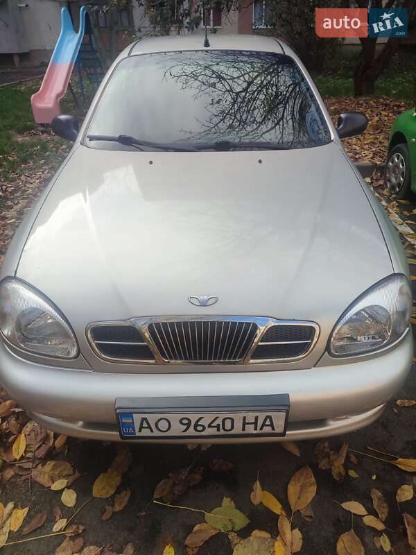 Седан Daewoo Lanos 2004 в Мукачево