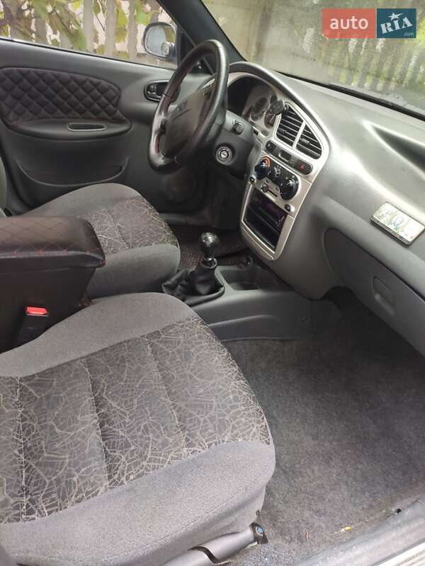Седан Daewoo Lanos 2007 в Владимире