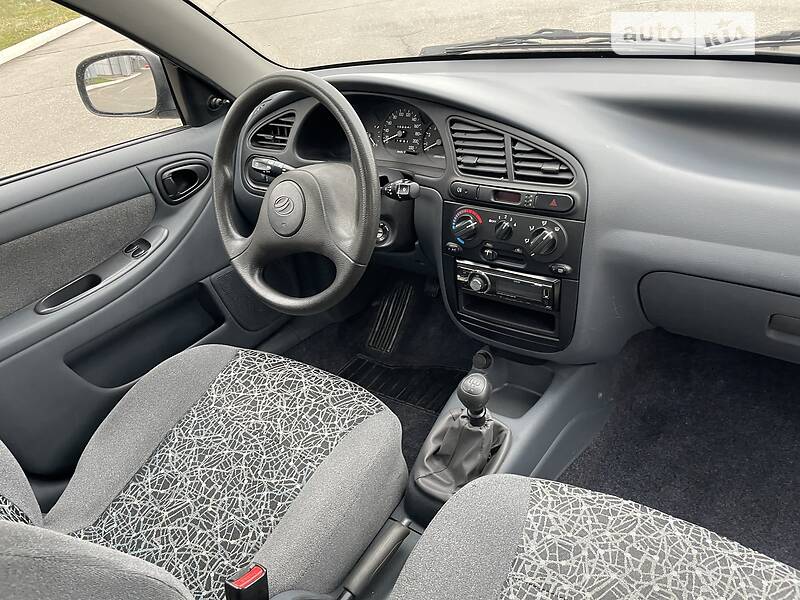 Седан Daewoo Lanos 2011 в Запорожье
