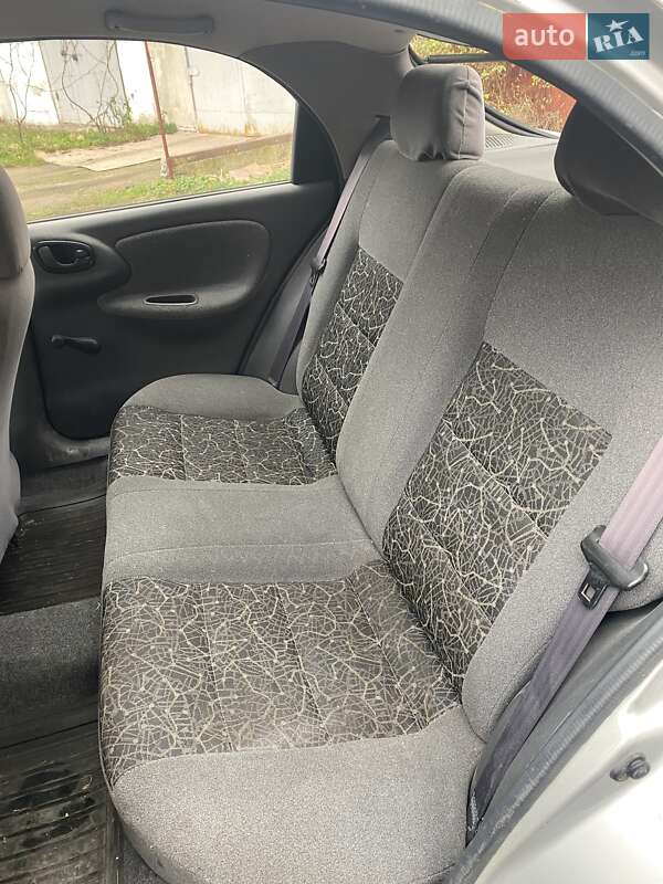 Седан Daewoo Lanos 2004 в Калуше