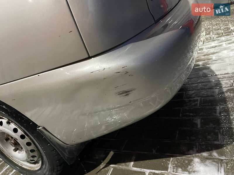 Седан Daewoo Lanos 2004 в Кременце