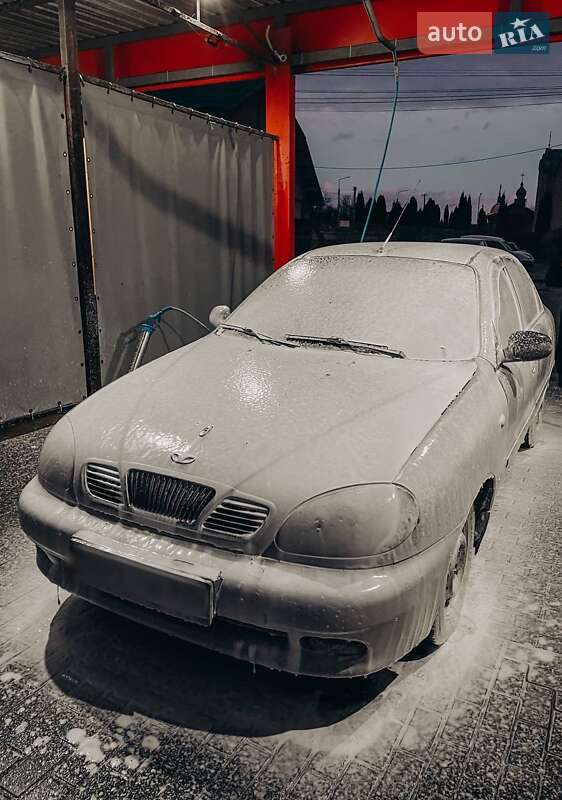 Седан Daewoo Lanos 2004 в Кременце
