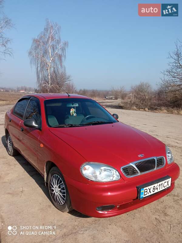 Седан Daewoo Lanos 2008 в Деражне