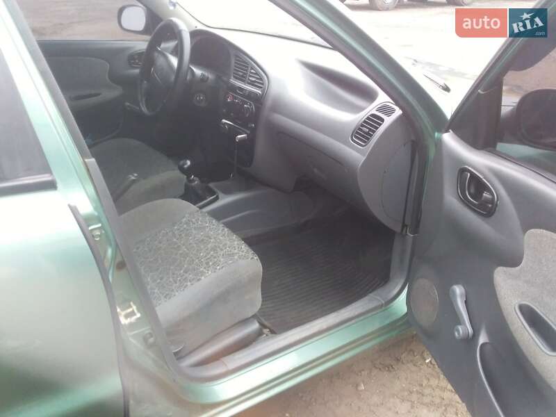 Седан Daewoo Lanos 2006 в Миколаєві