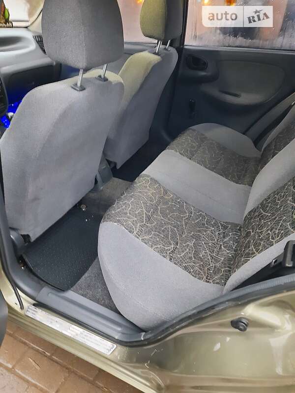 Седан Daewoo Lanos 2005 в Тернополе