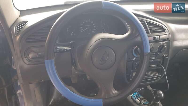 Седан Daewoo Lanos 2003 в Кременчуге
