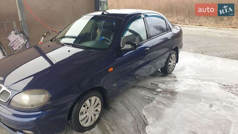 Седан Daewoo Lanos 2003 в Кременчуге