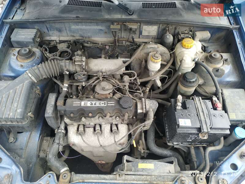 Седан Daewoo Lanos 2009 в Ирпене