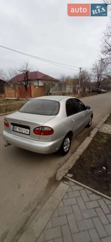 Седан Daewoo Lanos 2004 в Миколаєві