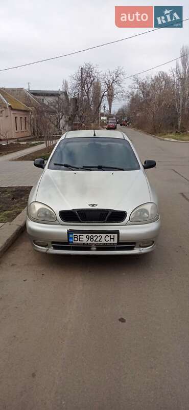 Седан Daewoo Lanos 2004 в Николаеве