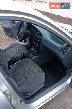 Седан Daewoo Lanos 2004 в Миколаєві