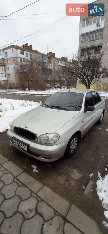 Седан Daewoo Lanos 2004 в Николаеве