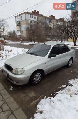 Седан Daewoo Lanos 2004 в Миколаєві
