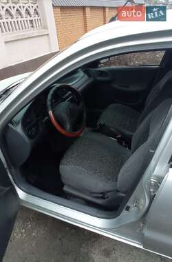 Седан Daewoo Lanos 2004 в Миколаєві
