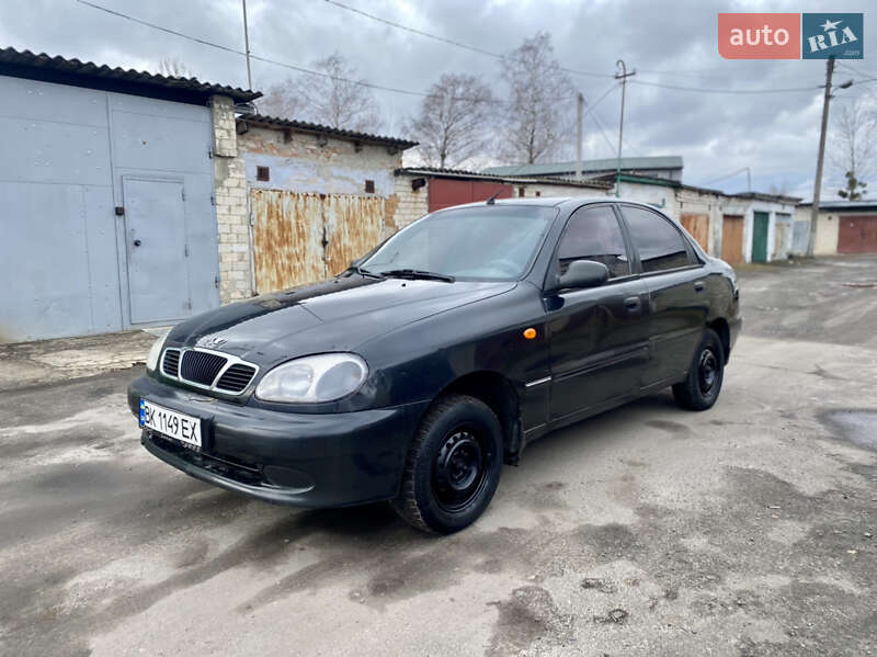 Седан Daewoo Lanos 2008 в Дубні