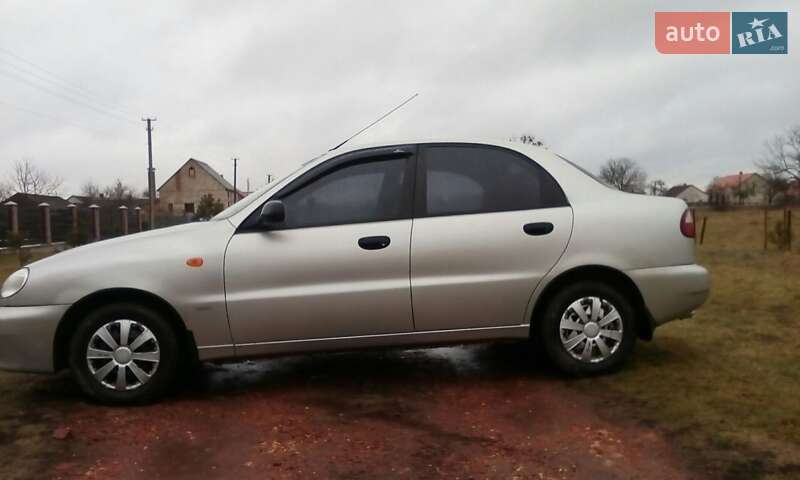 Седан Daewoo Lanos 2004 в Жовкве