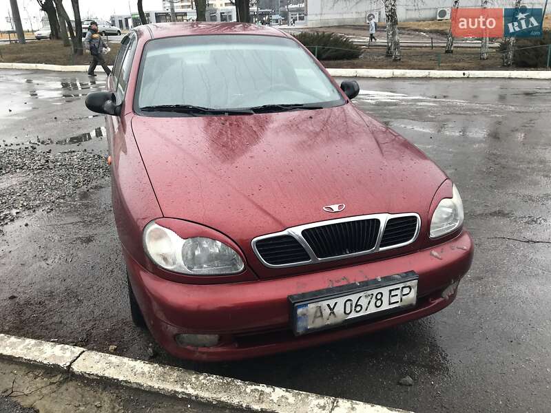 Седан Daewoo Lanos 2002 в Харькове