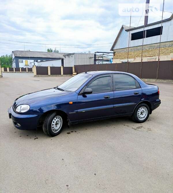 Седан Daewoo Lanos 2004 в Ивано-Франковске