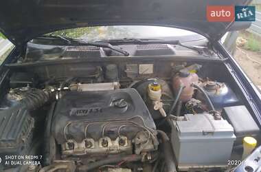Седан Daewoo Lanos 2005 в Полтаві
