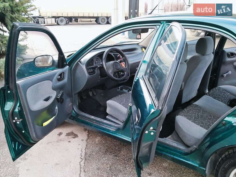 Седан Daewoo Lanos 2007 в Днепре