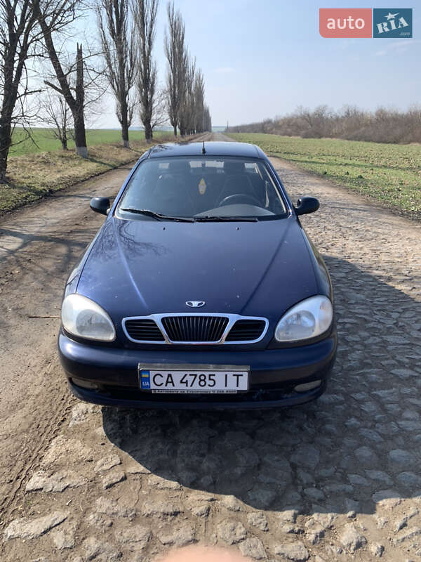 Седан Daewoo Lanos 2005 в Новоукраїнці