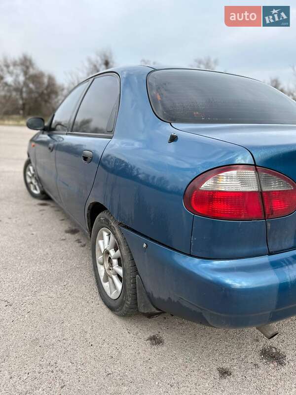 Седан Daewoo Lanos 1998 в Кременчуге