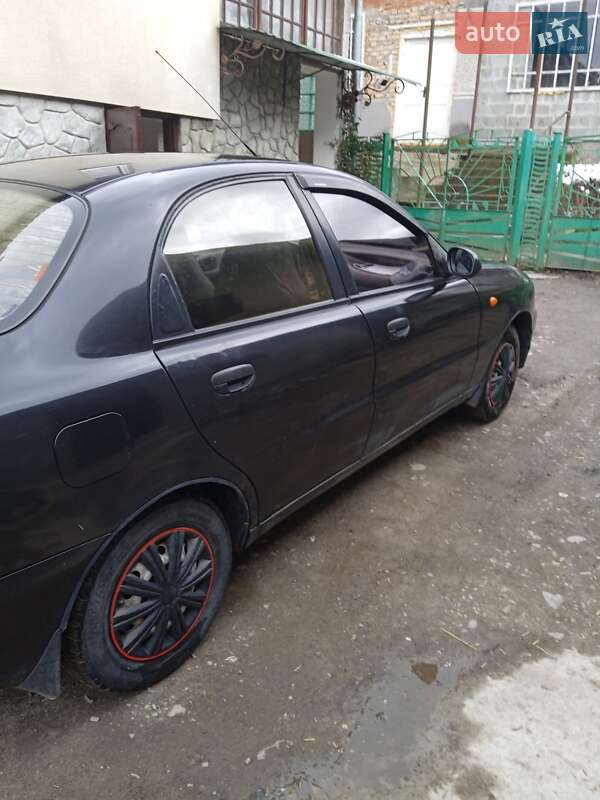 Седан Daewoo Lanos 2009 в Бродах