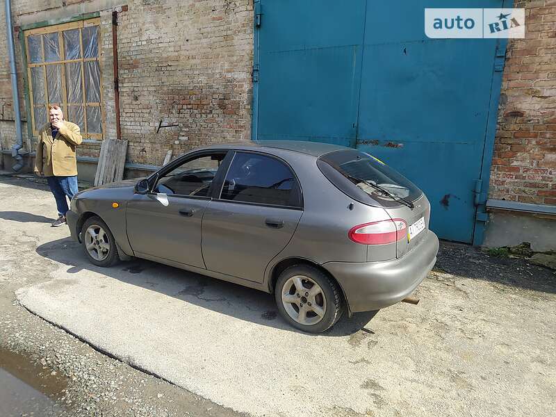 Хетчбек Daewoo Lanos 1998 в Ірпені