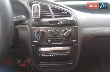 Седан Daewoo Lanos 2005 в Новом Роздоле