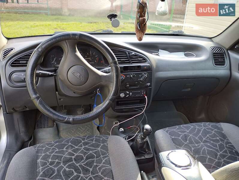 Седан Daewoo Lanos 2004 в Ивано-Франковске