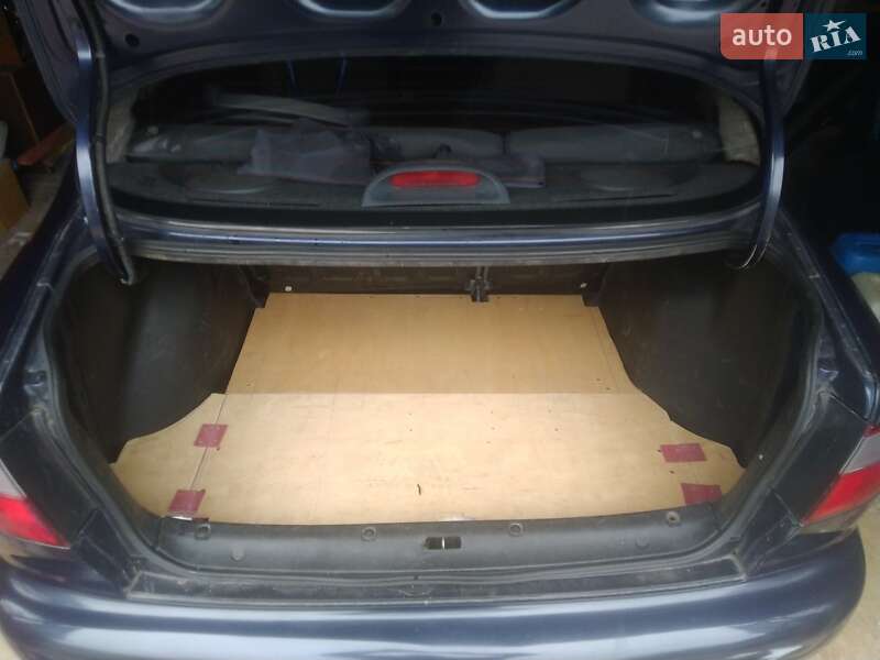 Седан Daewoo Lanos 2005 в Киеве