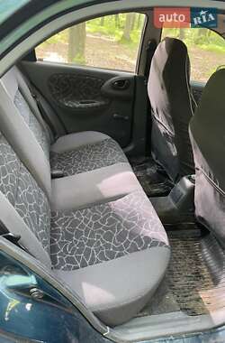 Седан Daewoo Lanos 2003 в Крыжополе