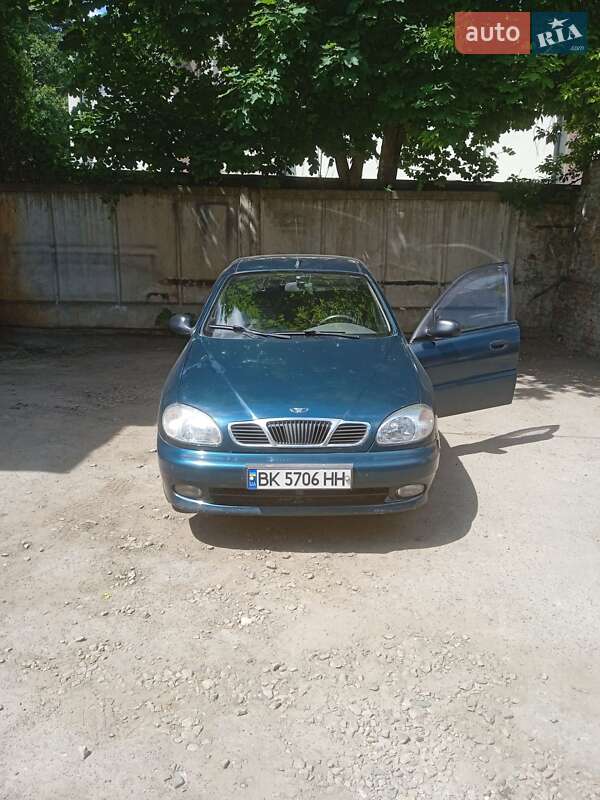 Седан Daewoo Lanos 2007 в Рівному