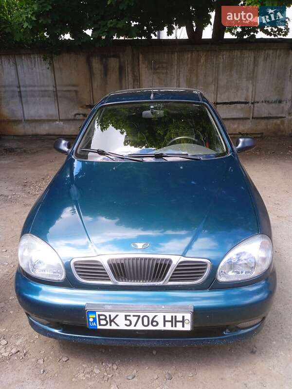 Седан Daewoo Lanos 2007 в Ровно