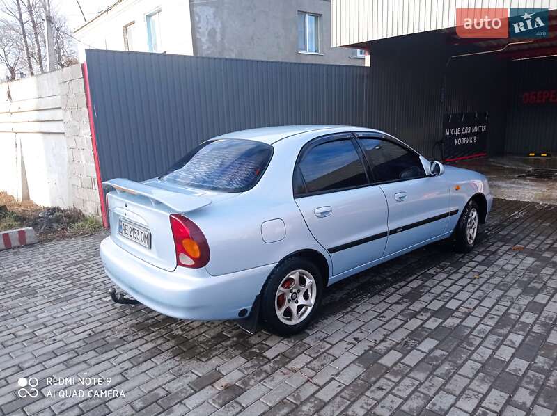 Седан Daewoo Lanos 2004 в Днепре