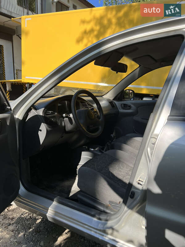 Седан Daewoo Lanos 2007 в Черновцах