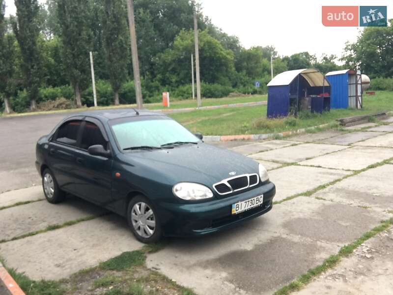 Седан Daewoo Lanos 2006 в Хороле