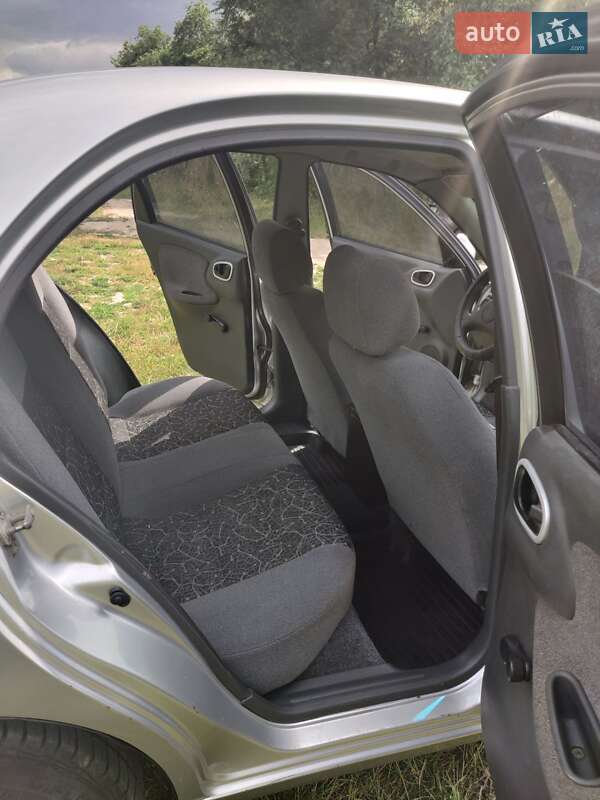 Седан Daewoo Lanos 2005 в Березане