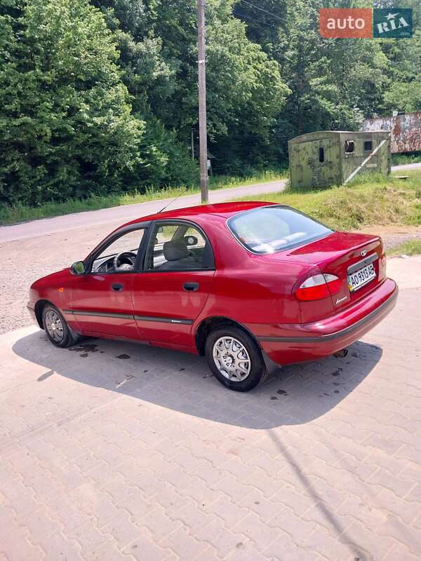 Седан Daewoo Lanos 2005 в Тячеве
