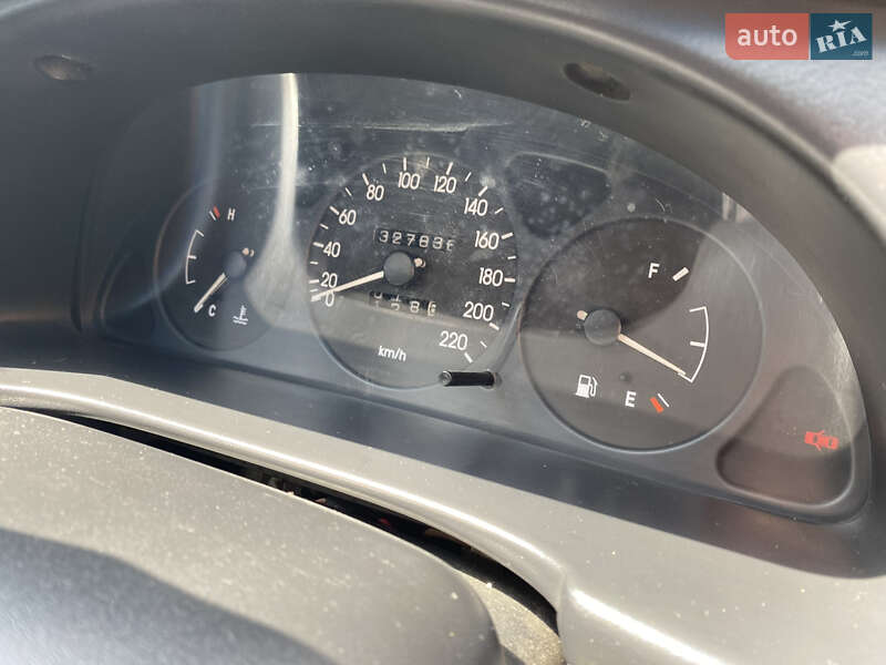 Седан Daewoo Lanos 2002 в Хмельницком