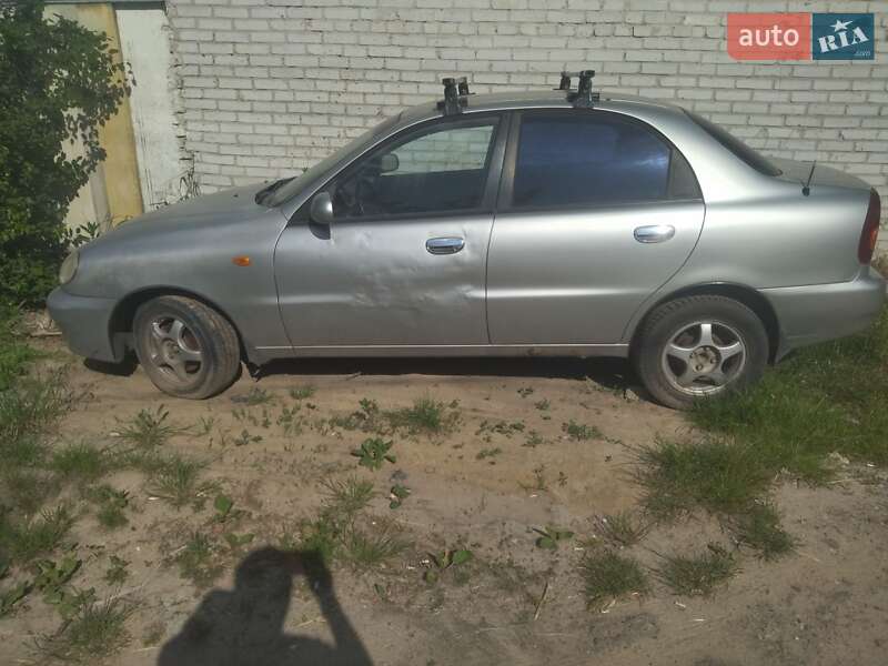 Седан Daewoo Lanos 2003 в Львове