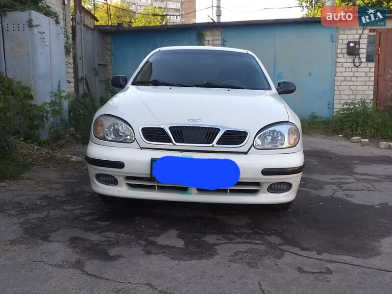 Седан Daewoo Lanos 2004 в Харькове